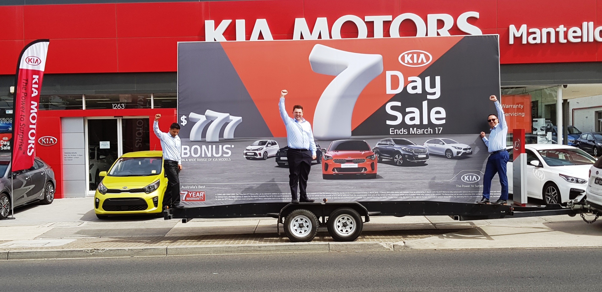 subway mobile billboard near Melbourne construction zone reaching contractors and workers